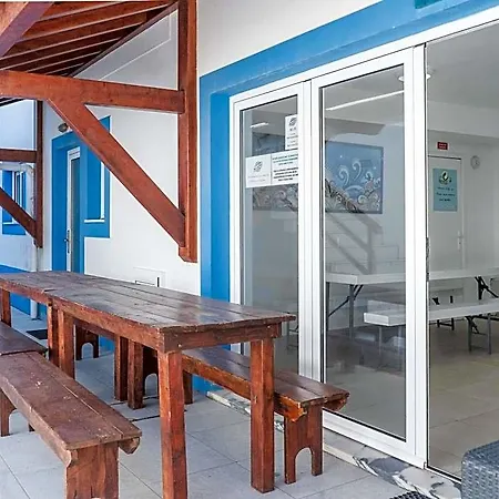 Ξενοδοχείο Peniche Surfcamp
