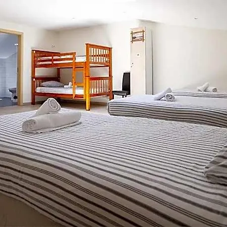 Auberge de jeunesse Peniche Surfcamp *