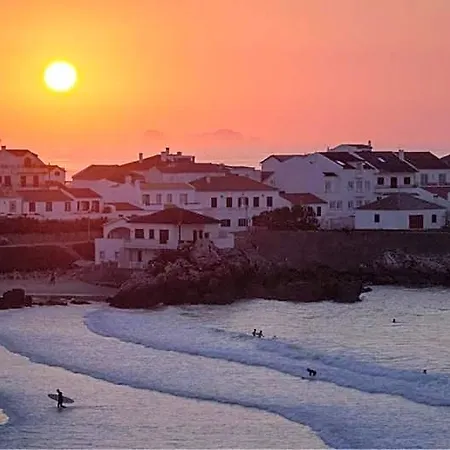 Ξενοδοχείο Peniche Surfcamp *